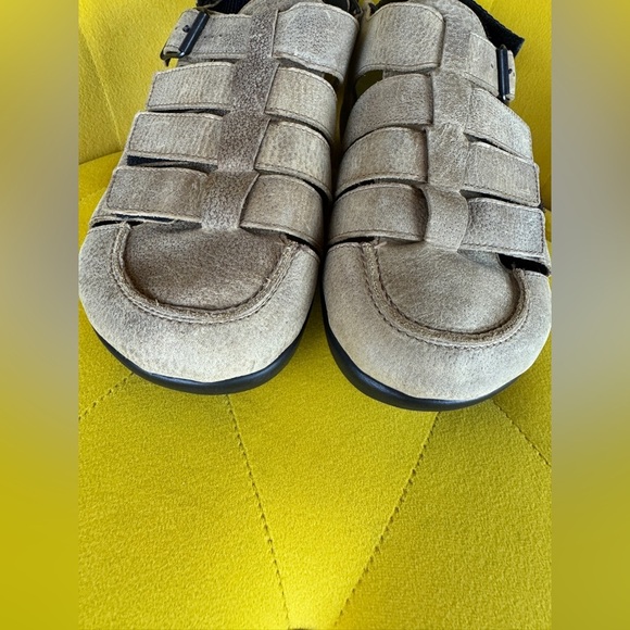 SAS Endeavor Iron Tan Color Leather Sandals. Men's 9 1/2 - Picture 13 of 13